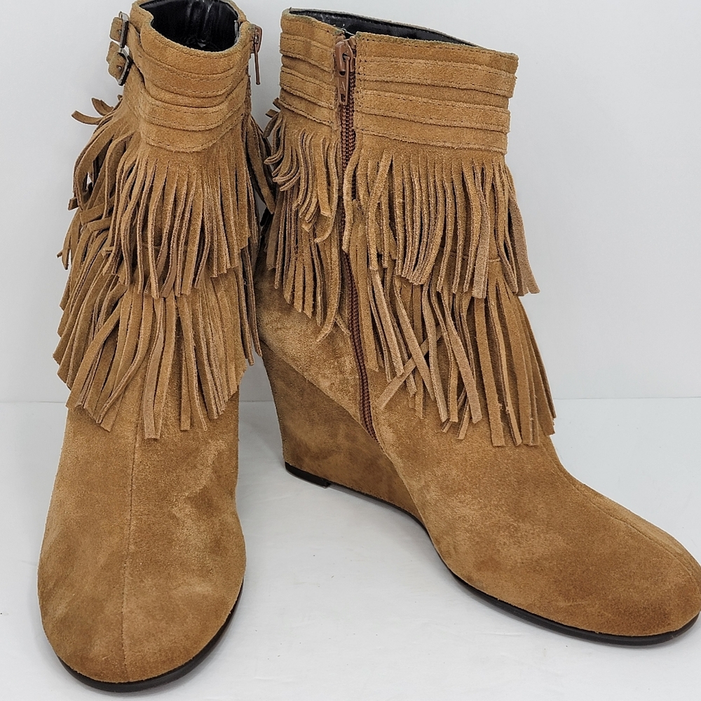 Aerosoles Suede Ankle Boots w/ Plumming Bird‎ Fringed Side Belt Buckle SIZE 11
